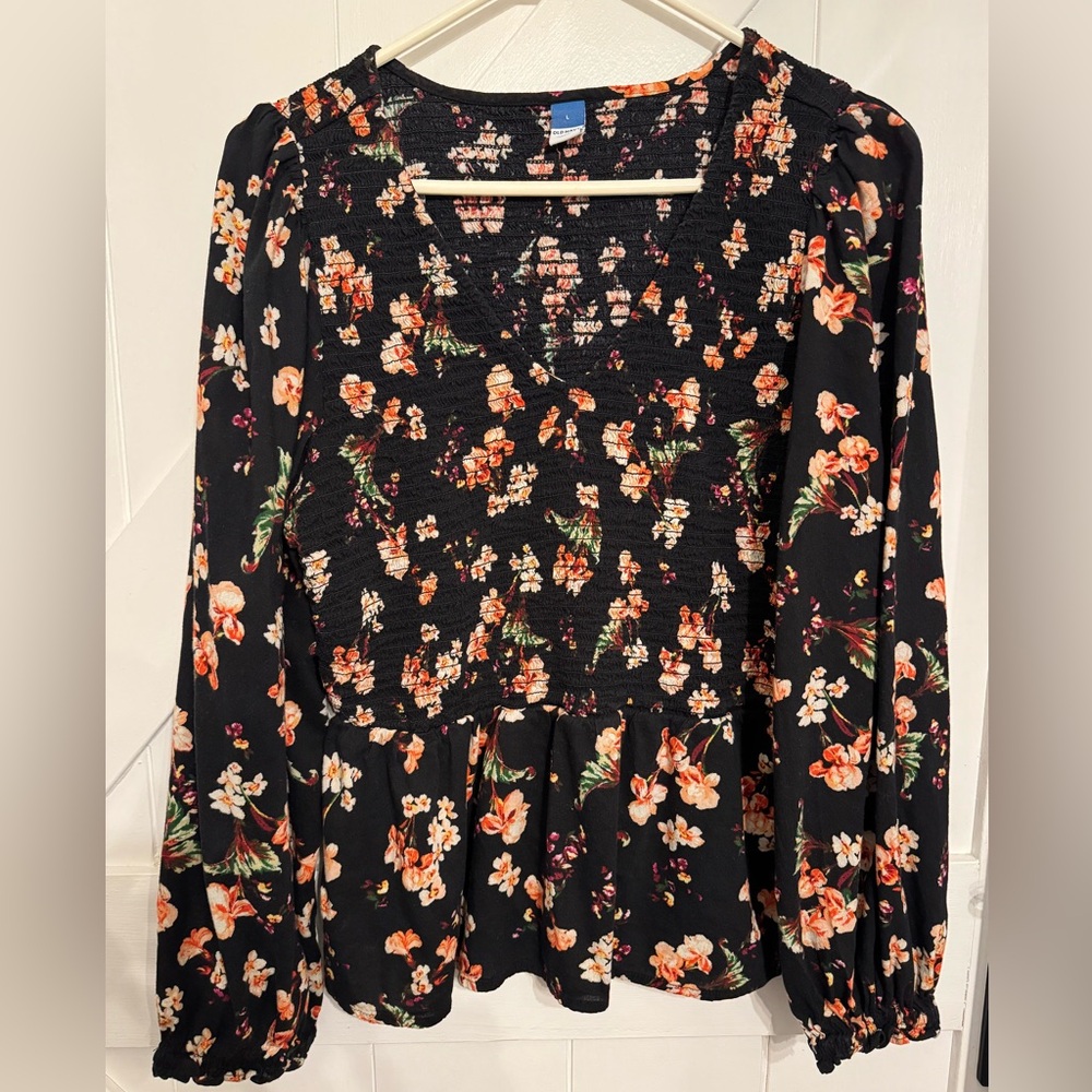 Old Navy Black Ruched Peplum Long Sleeve Blouse